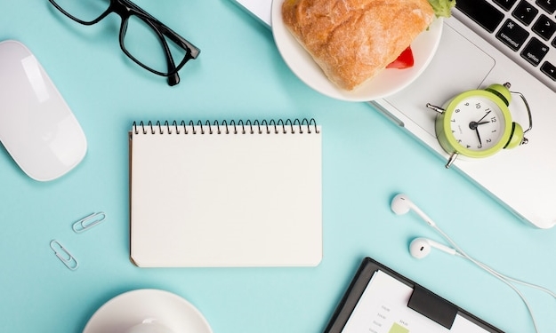  
                  Как организовать свой день: простые лайфхаки для повышения продуктивности
                